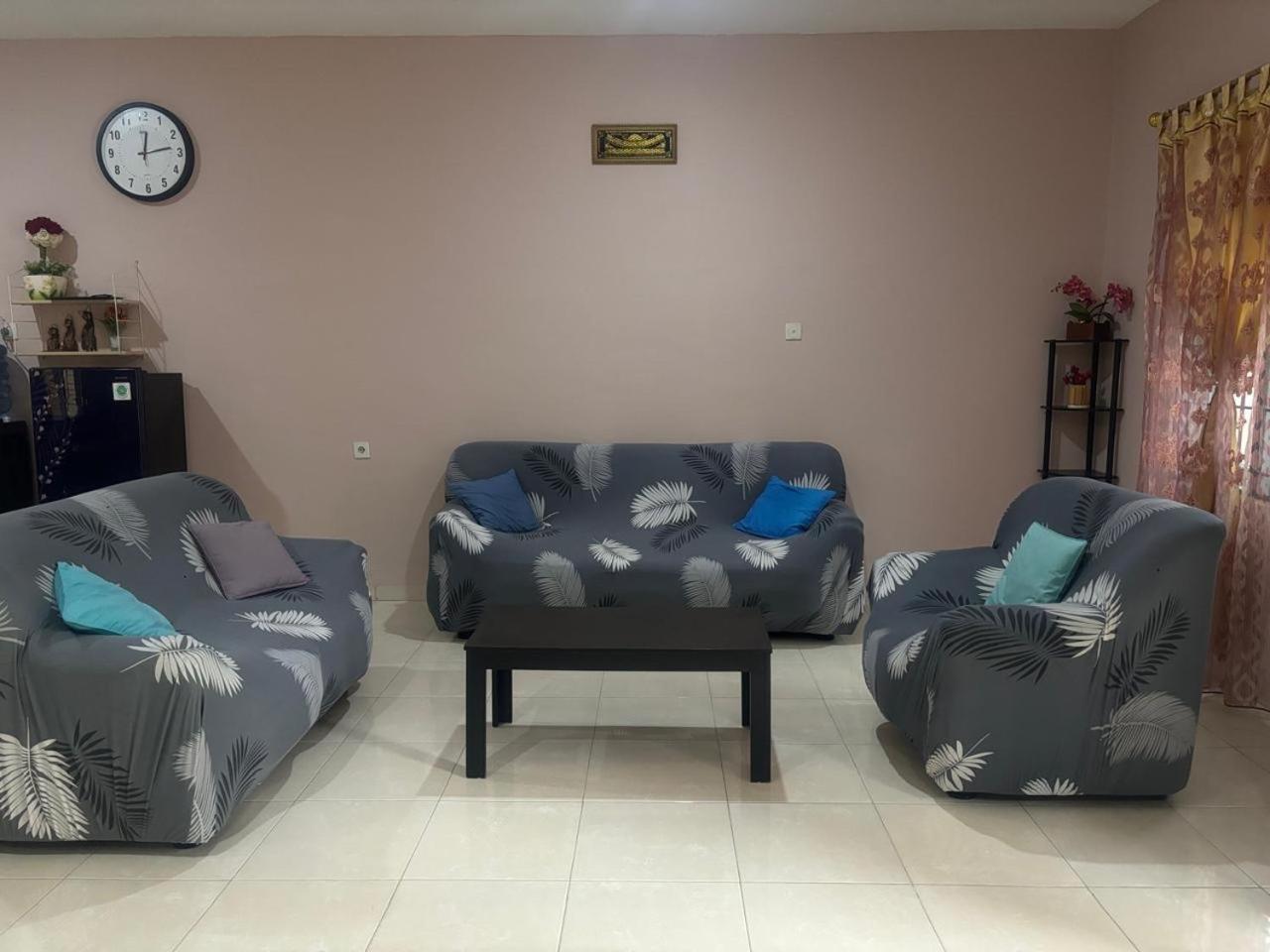 Villa Brastagi Resort Jalan Mimpin Tua Blok C No. 41 ブラスタギ エクステリア 写真